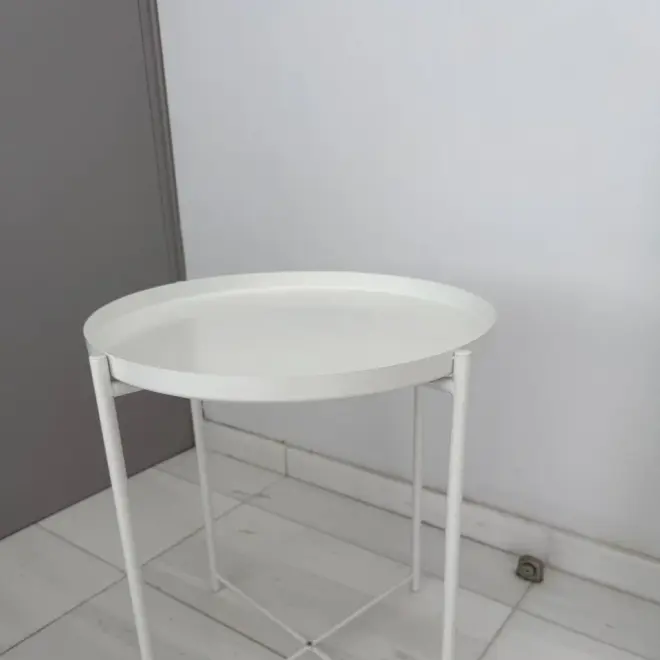 Столик IKEA GLADOM