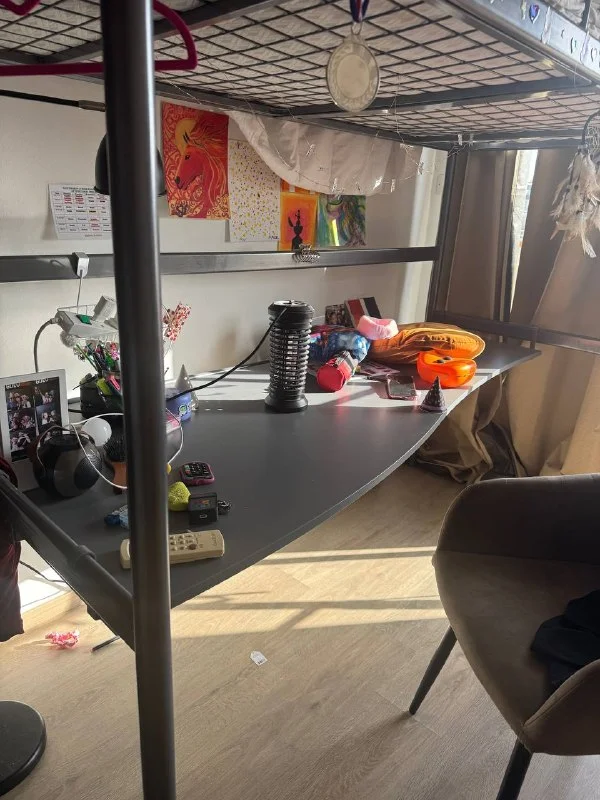 Кровать-чердак IKEA со столом