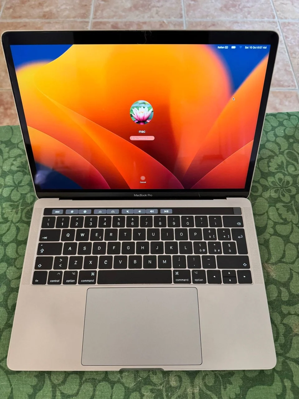 MacBook Pro 13 touchbar 2017