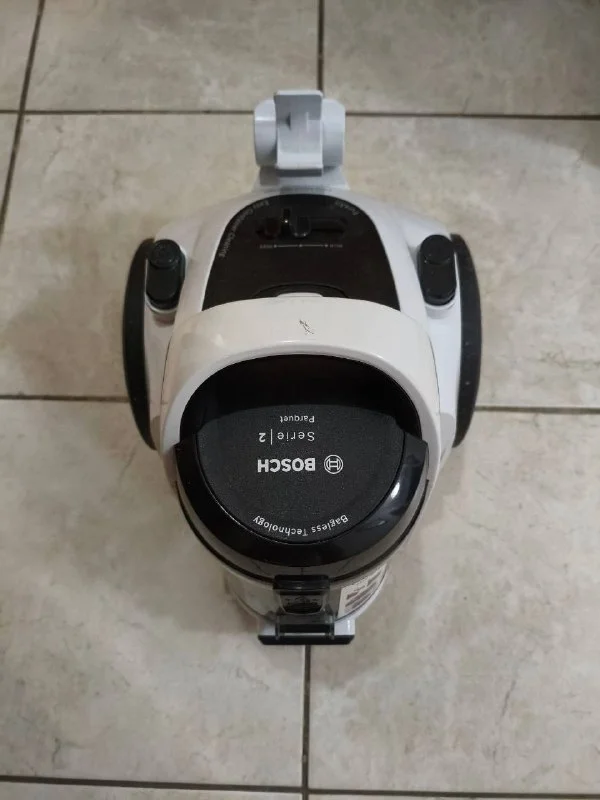 Пылесос BOSCH Serie 2 Parquet