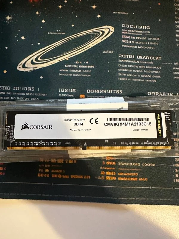 Оперативная память CORSAIR DDR4 8Gb для ПК