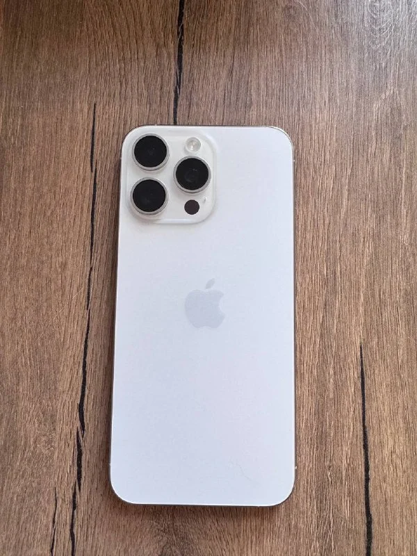 iPhone 15 Pro Max