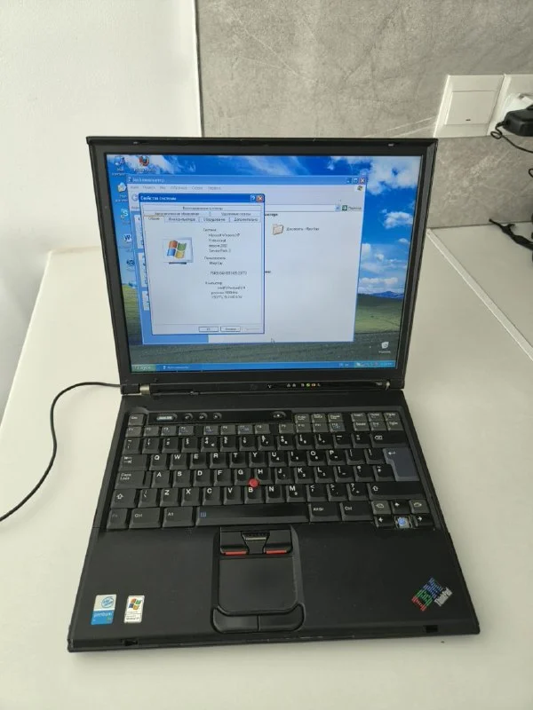 Vintage IBM ThinkPad T40 Laptop with Windows XP