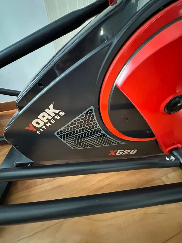Эллиптический тренажёр YORK Fitness X520