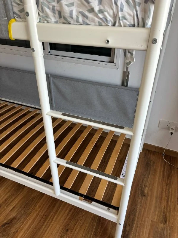 Двухъярусная кровать IKEA