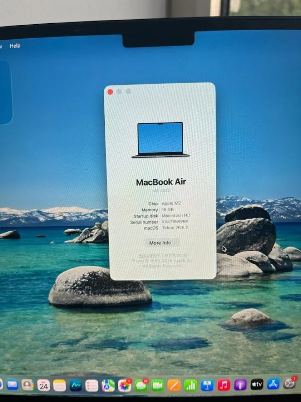 MacBook Air M2, 16GB RAM, 256GB SSD