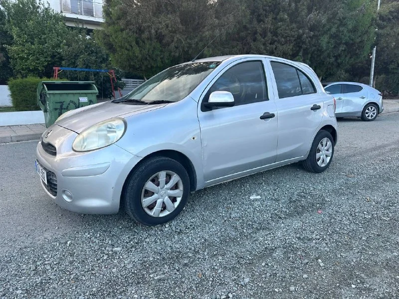 Nissan March