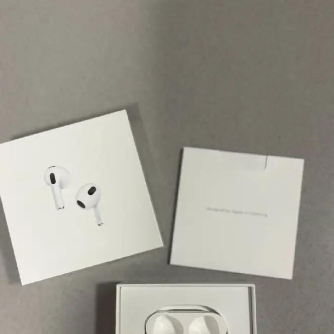 AirPods 3