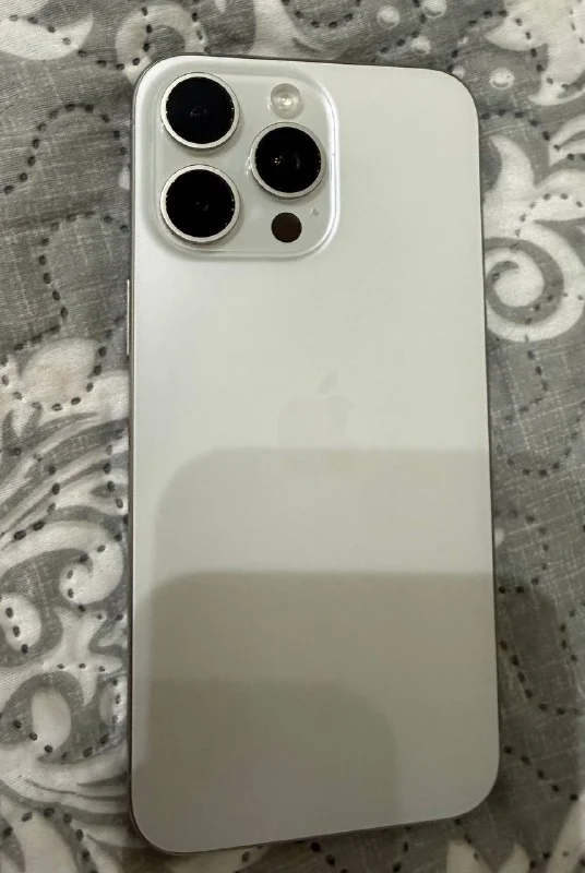 iPhone 15 Pro Max