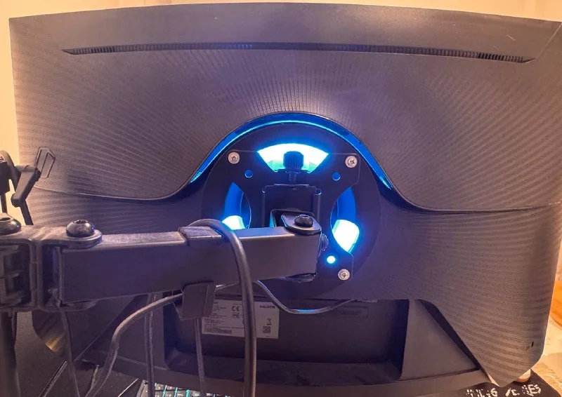 Монитор Samsung Odyssey Neo G7 32” LS32BG750NUXEN