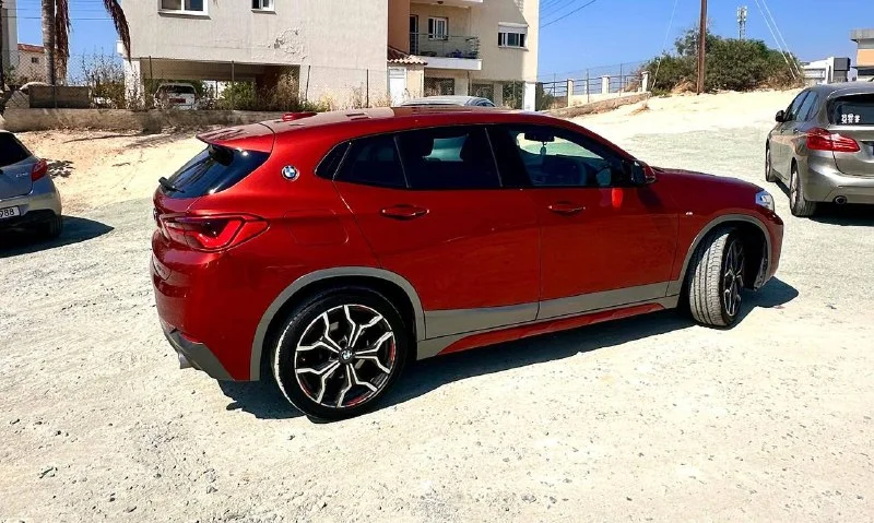 BMW X2