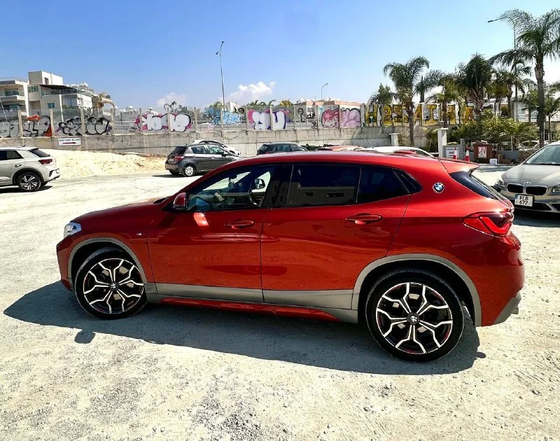 BMW X2