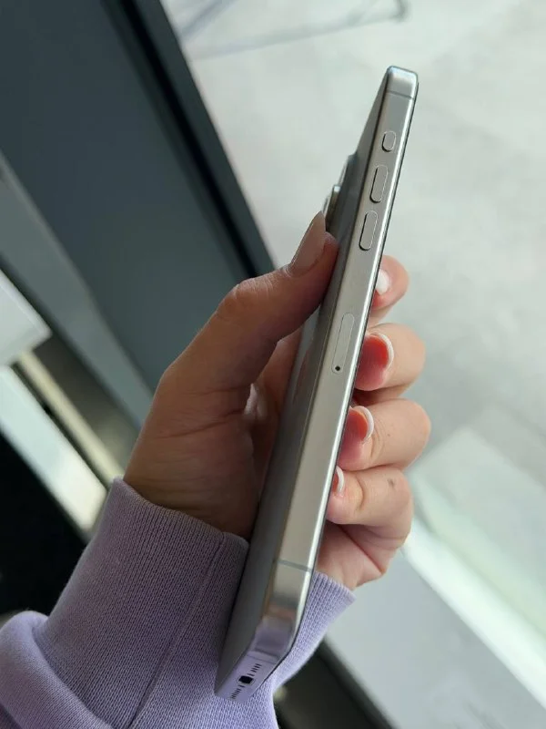 iPhone 16 Pro Max 256GB Natural Titanium