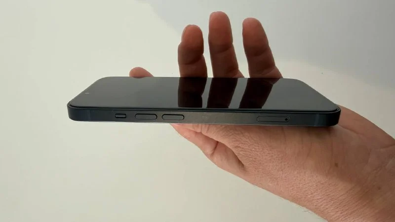 iPhone 13 256gb темно-синий