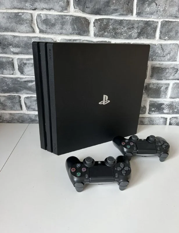 Игровая приставка Sony PS4 Pro